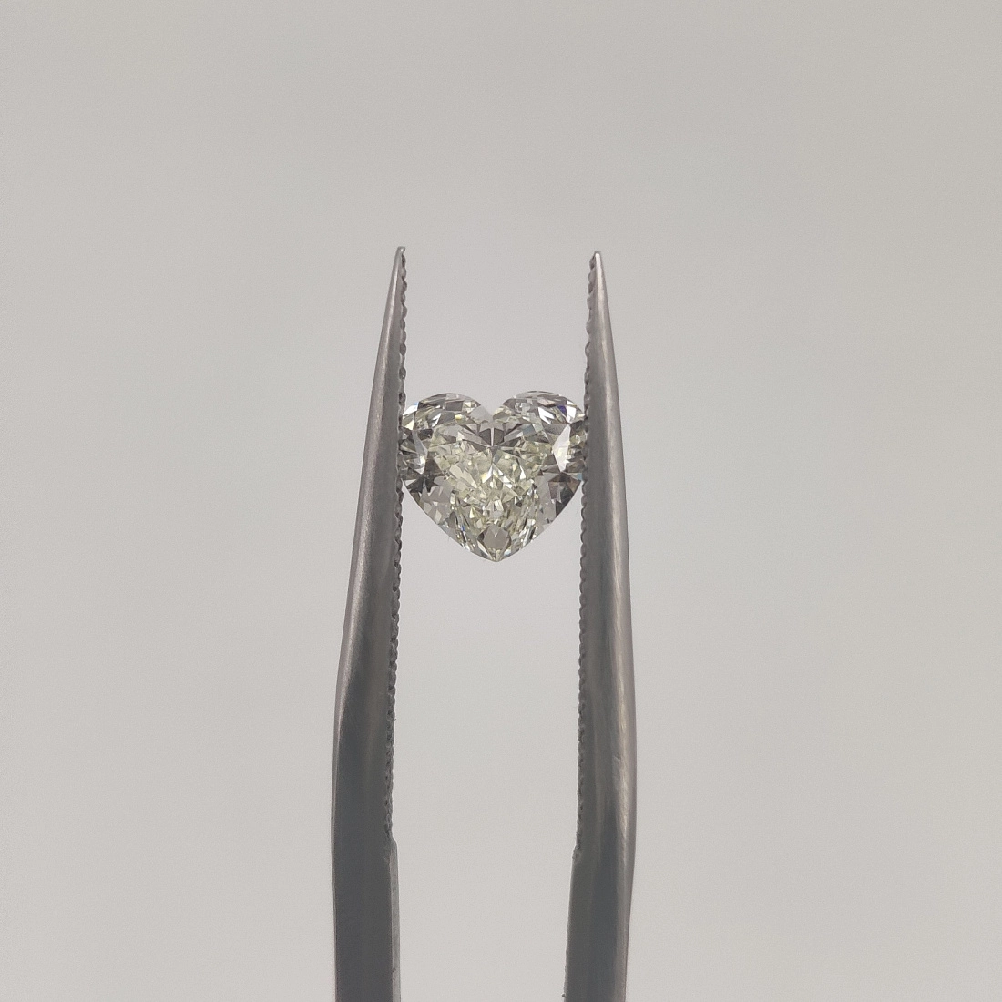 Бриллиант огранки Сердце 1.01ct 1