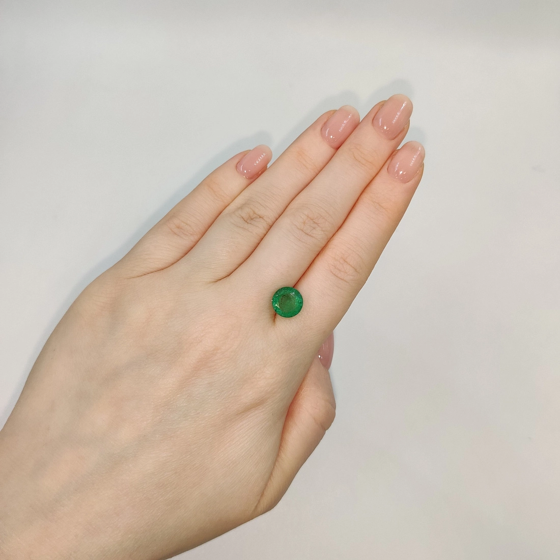 Изумруд огранки Круг весом 2.75ct, Замбия 3