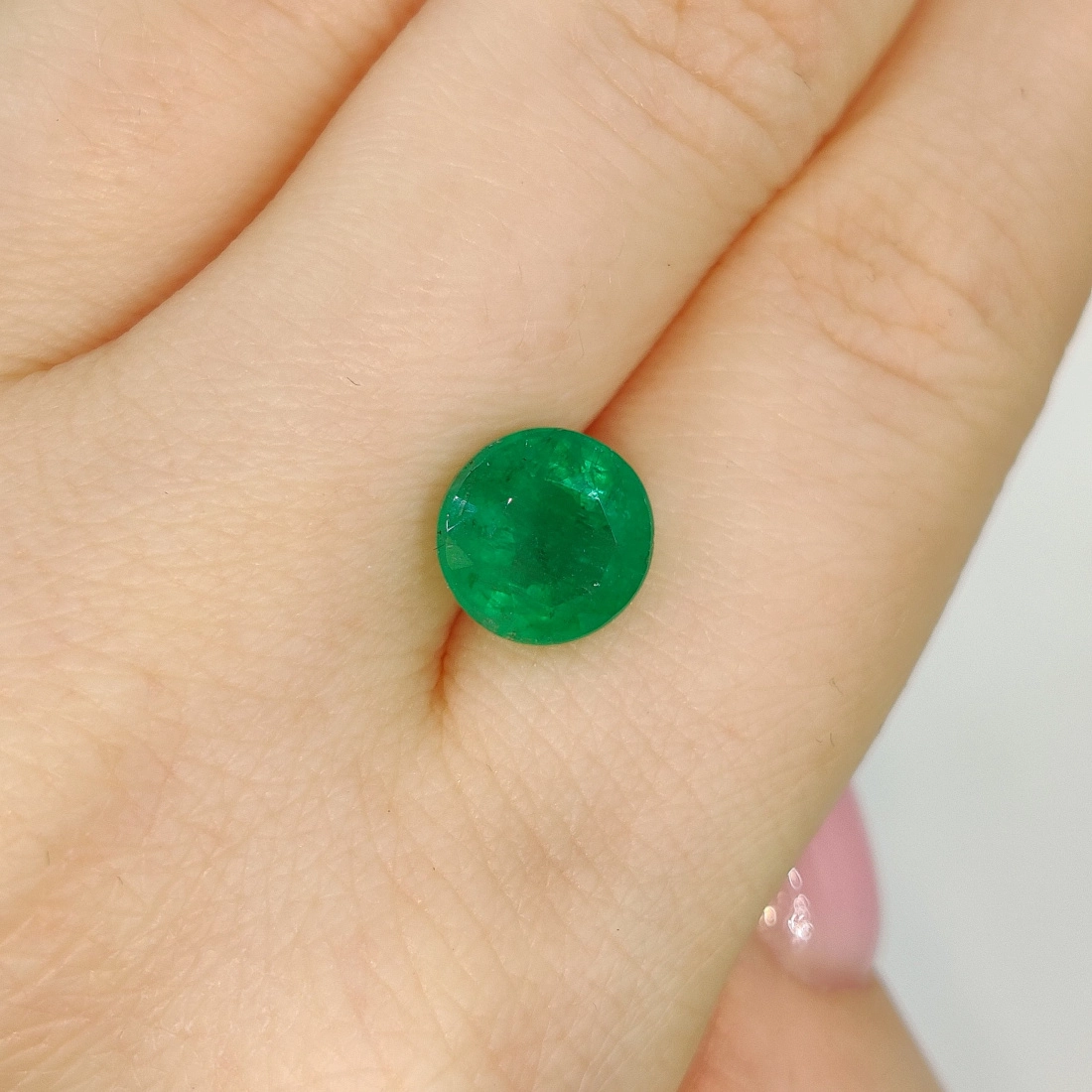 Изумруд огранки Круг весом 2.31ct, Замбия 2