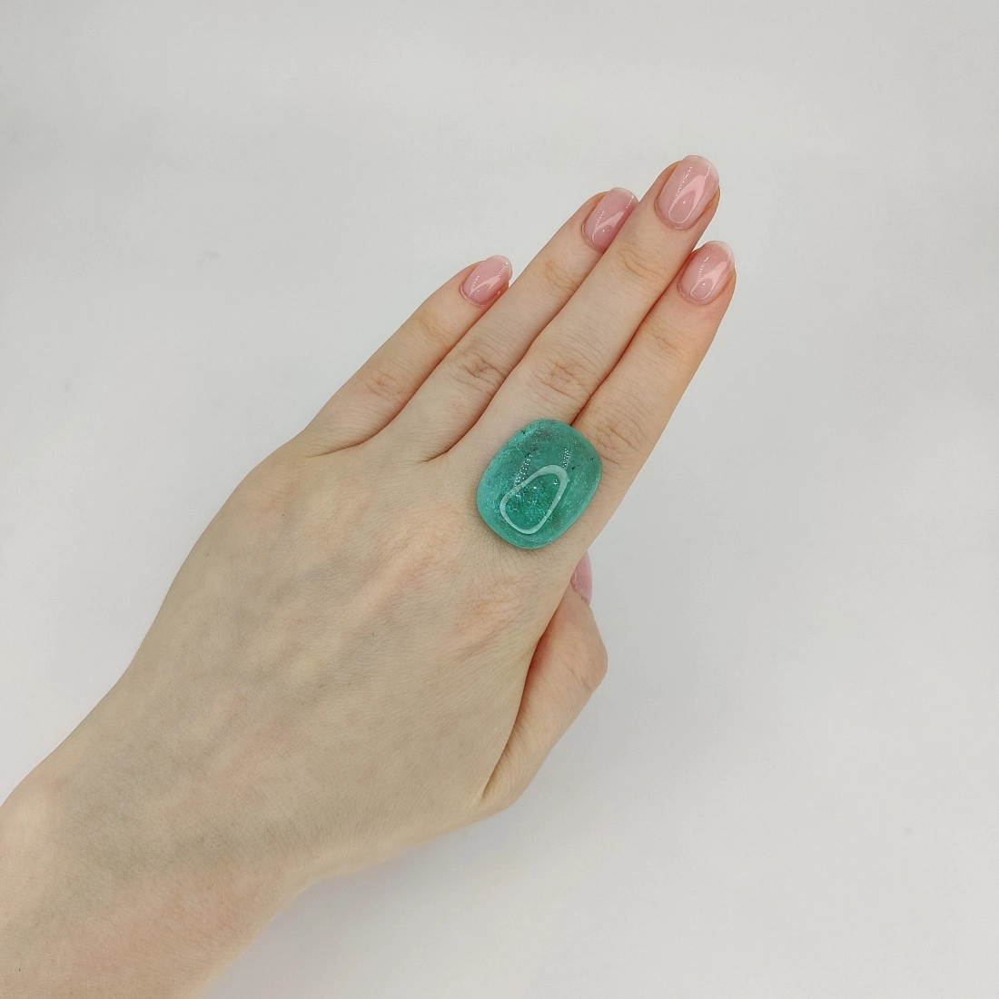 Турмалин параиба огранки Кабошон 49.41ct, Мозамбик 2