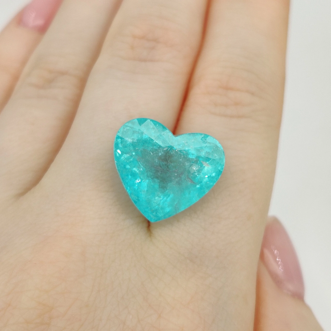 Турмалин параиба огранки Сердце 13.82ct, Мозамбик 2